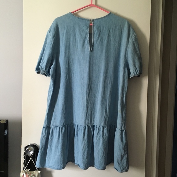 H&M Light Blue Denim Peplum Hem Puff Sleeve Oversized Dress L - Picture 2 of 4